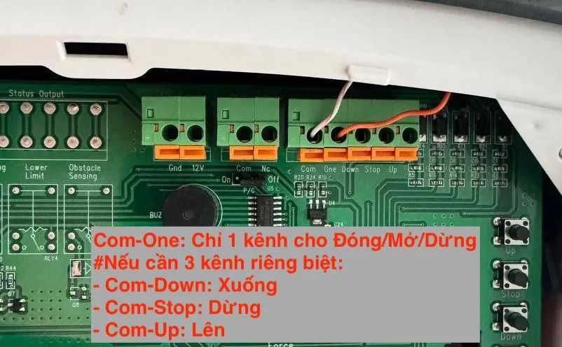 Cửa cuốn tiếp điểm 1